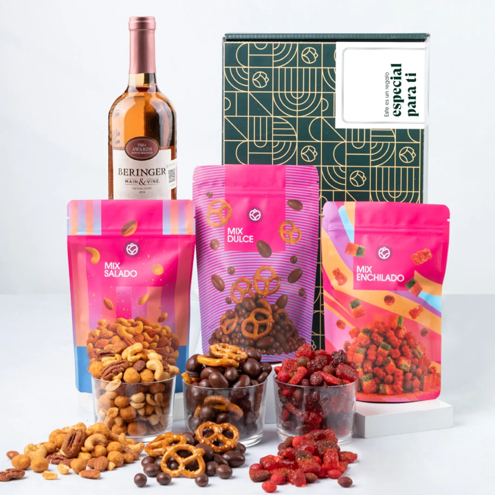 Regalo Especial con Vino Rosado y Botanas