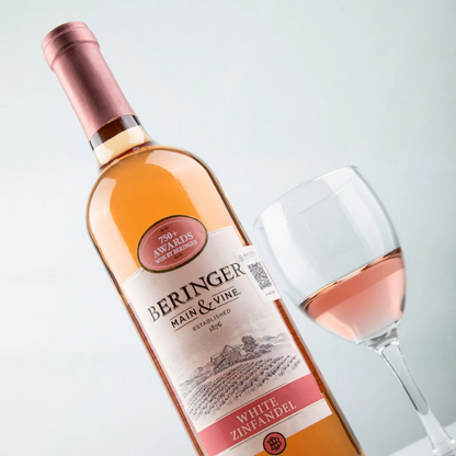 Regalo Especial con Vino Rosado y Botanas